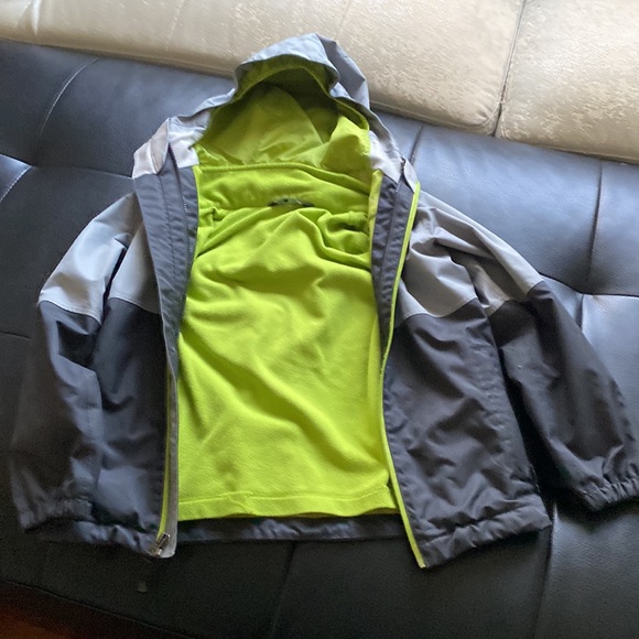 The North Face Jackets & Coats A North Face Jacket That Comes With